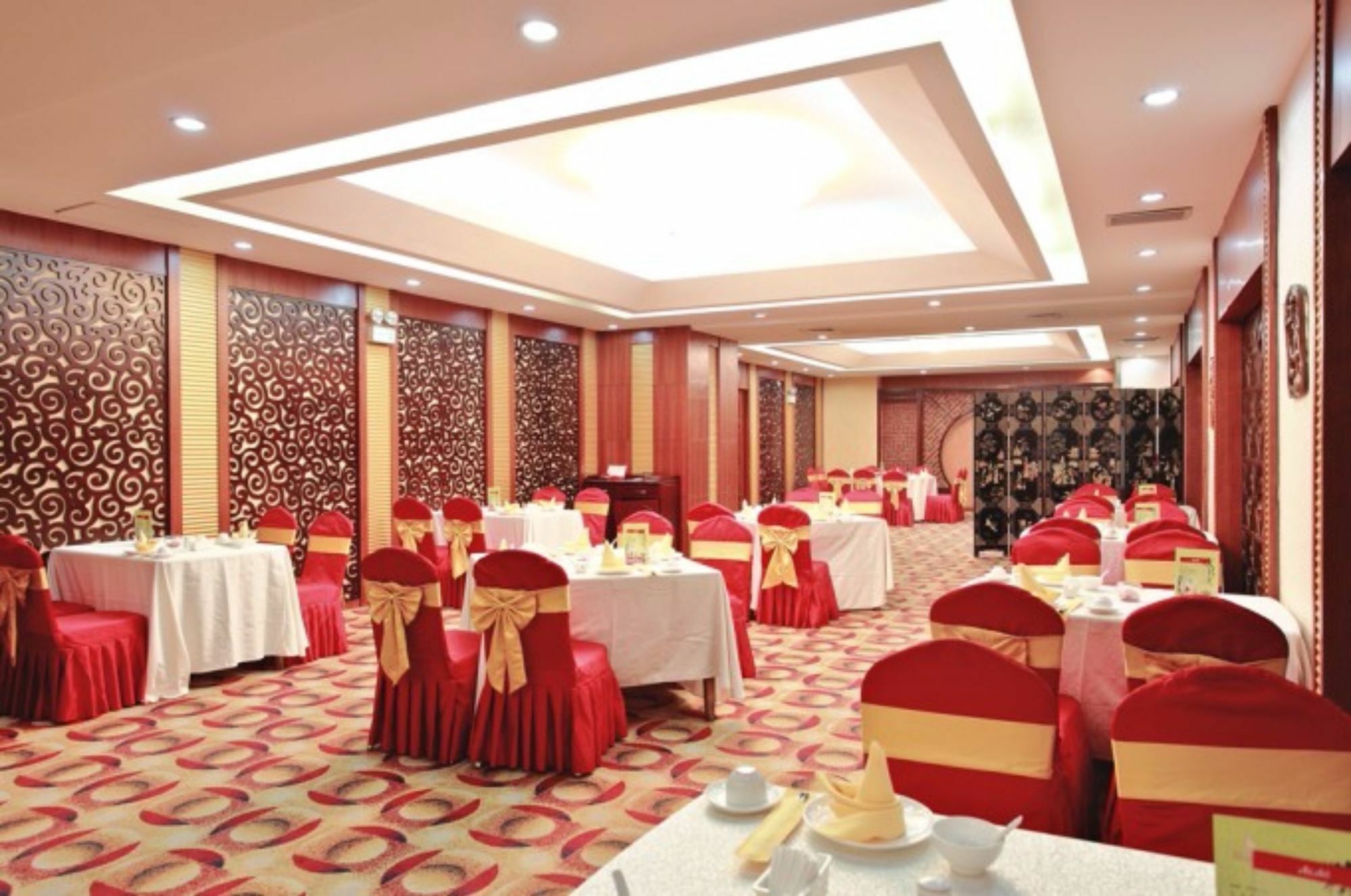 Ocean Hotel Tianjin Buitenkant foto