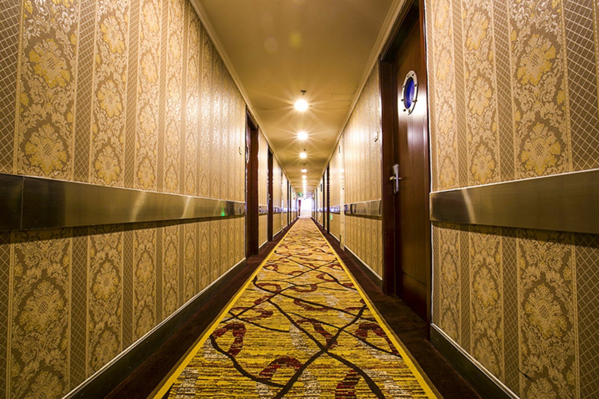 Ocean Hotel Tianjin Buitenkant foto