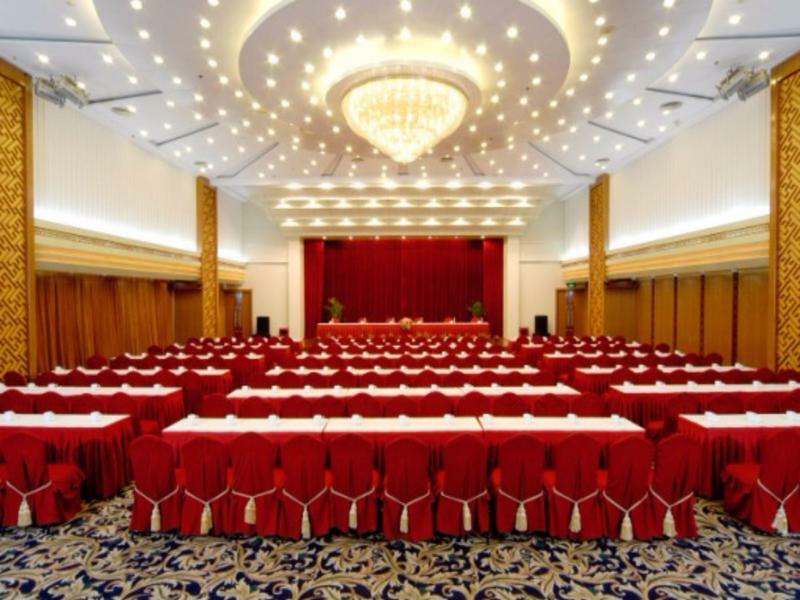 Ocean Hotel Tianjin Buitenkant foto